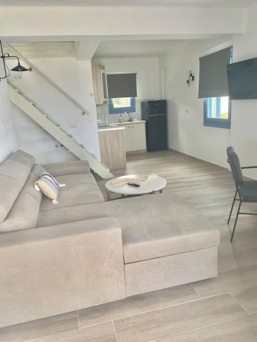 Ocean Sun 3 Villa Exo Gonia Exterior photo